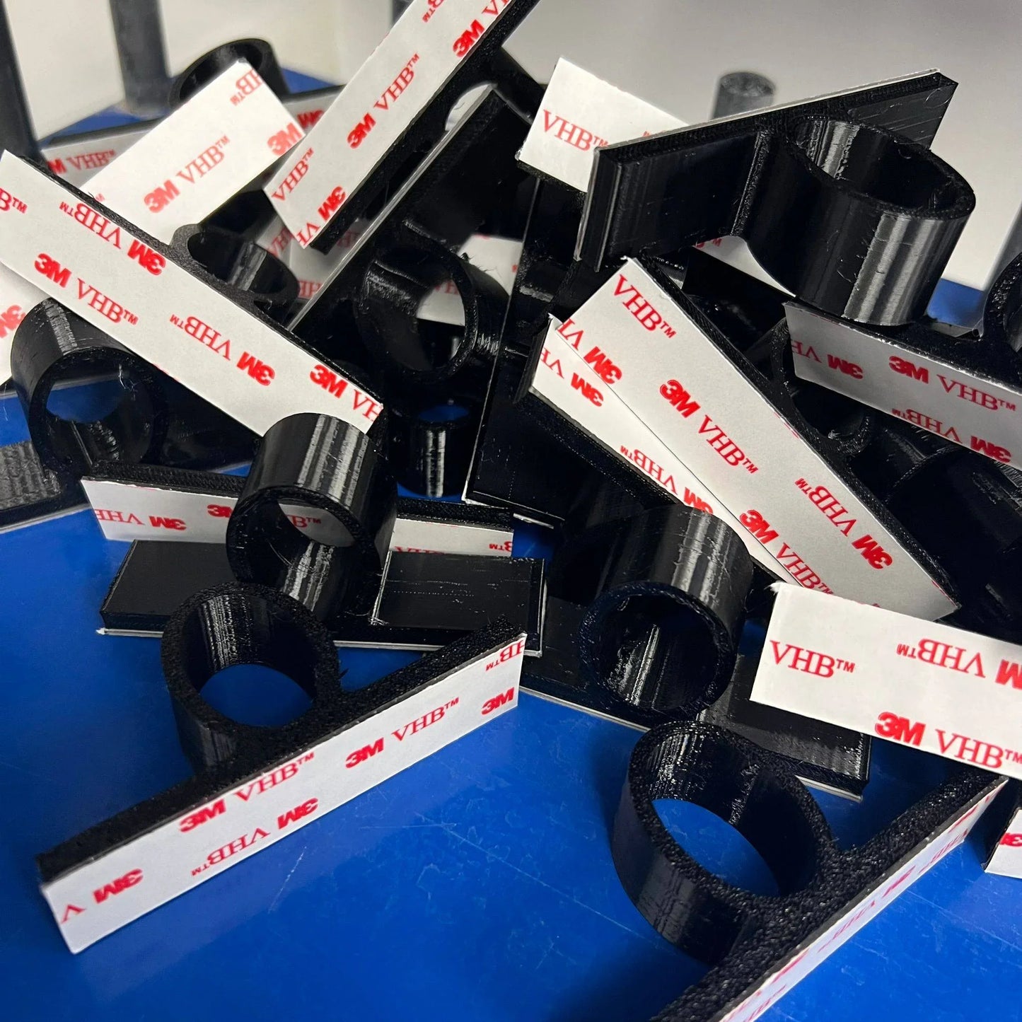 Honey Comb Grill Number Plate Clips (Pack of 2)